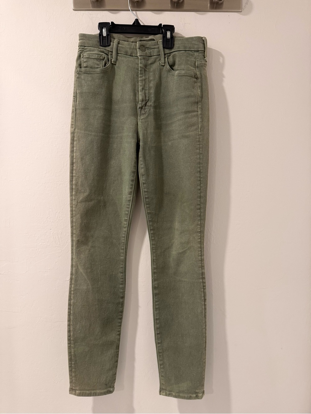 MOTHER high waisted looker ankle Jeans in Olive Green